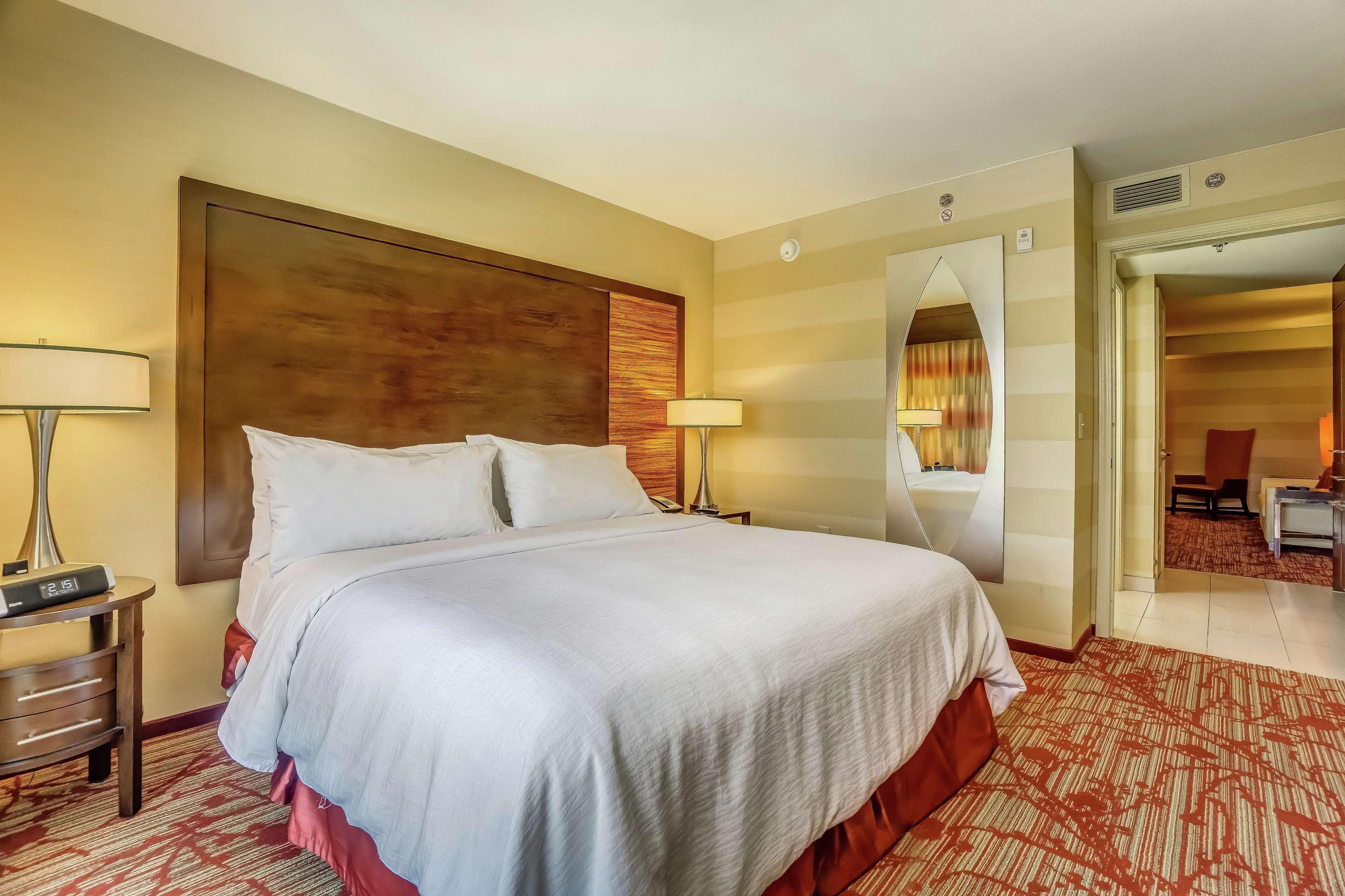 Embassy Suites Atlanta - Kennesaw Town Center Eksteriør billede