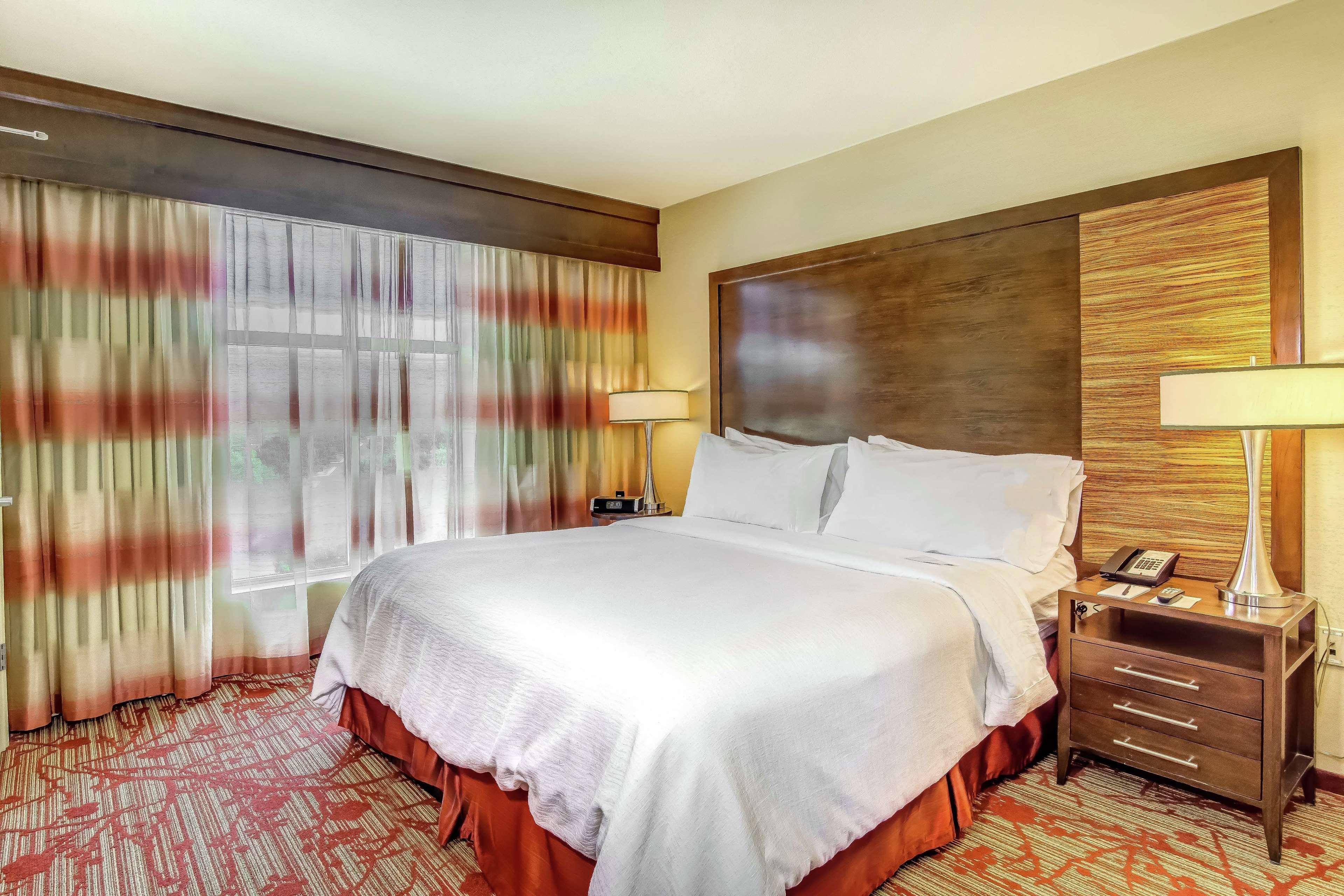 Embassy Suites Atlanta - Kennesaw Town Center Eksteriør billede