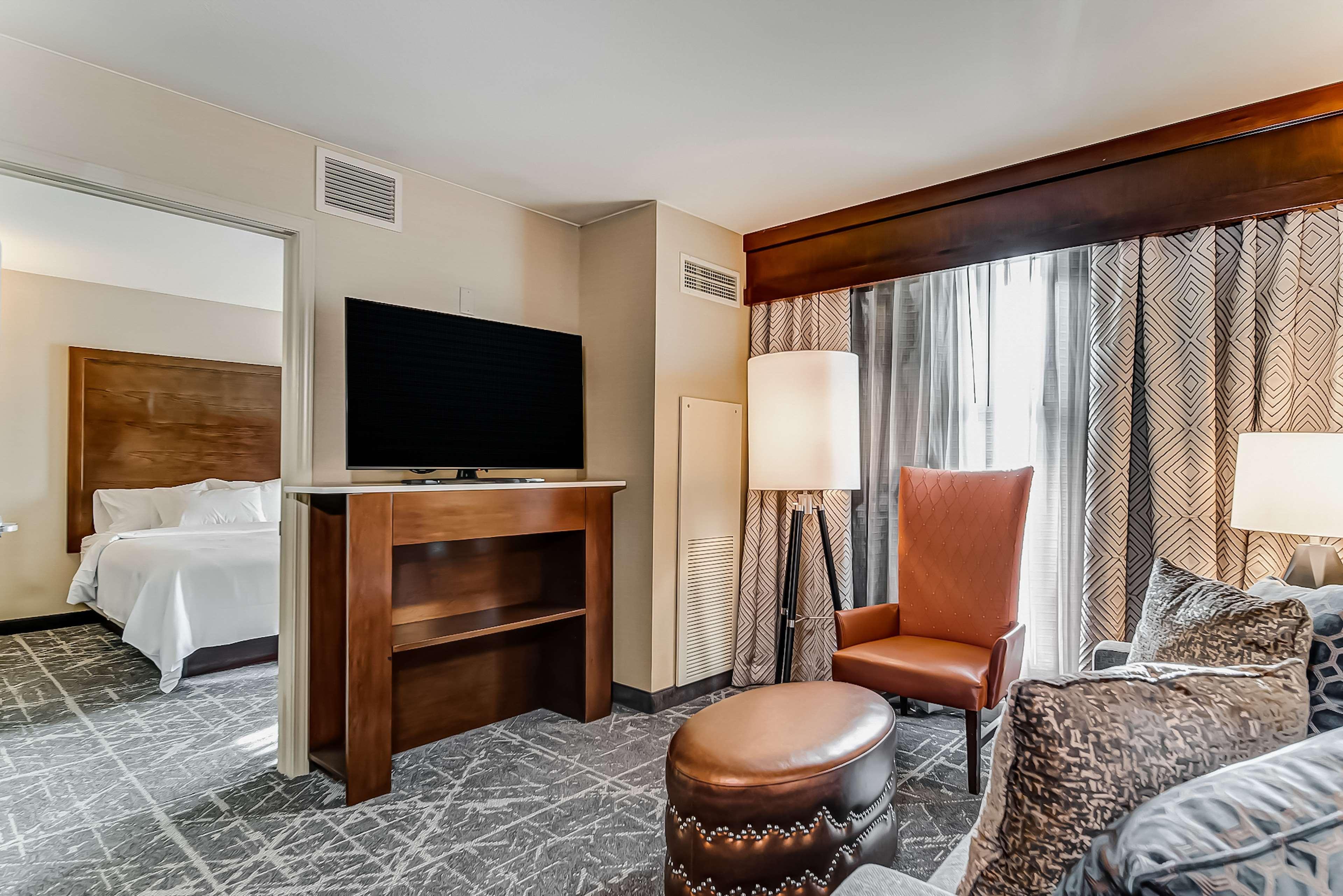 Embassy Suites Atlanta - Kennesaw Town Center Eksteriør billede